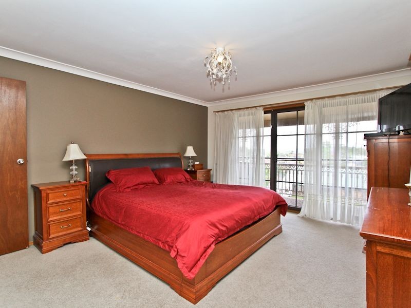 42 Haynes Avenue, Eleebana NSW 2282