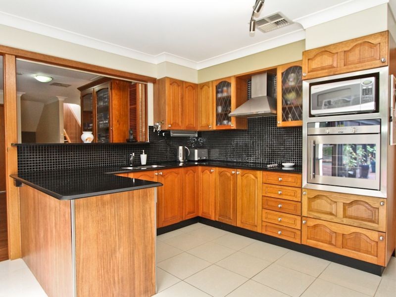 42 Haynes Avenue, Eleebana NSW 2282