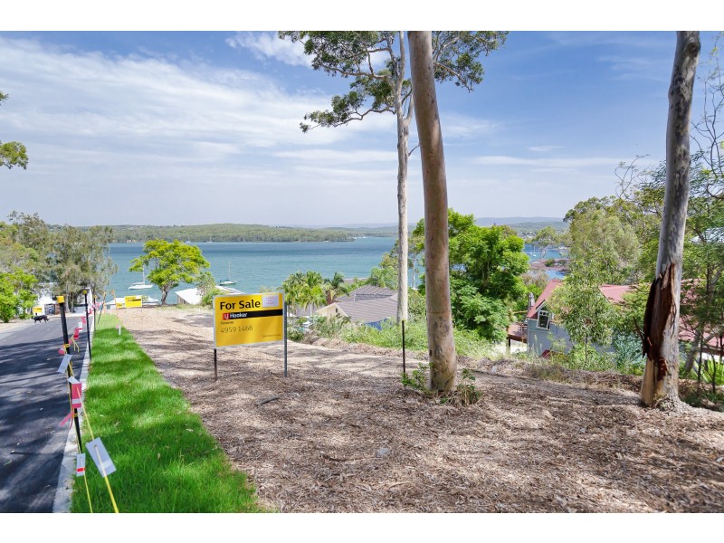 4 Killara Close, Coal Point NSW 2283