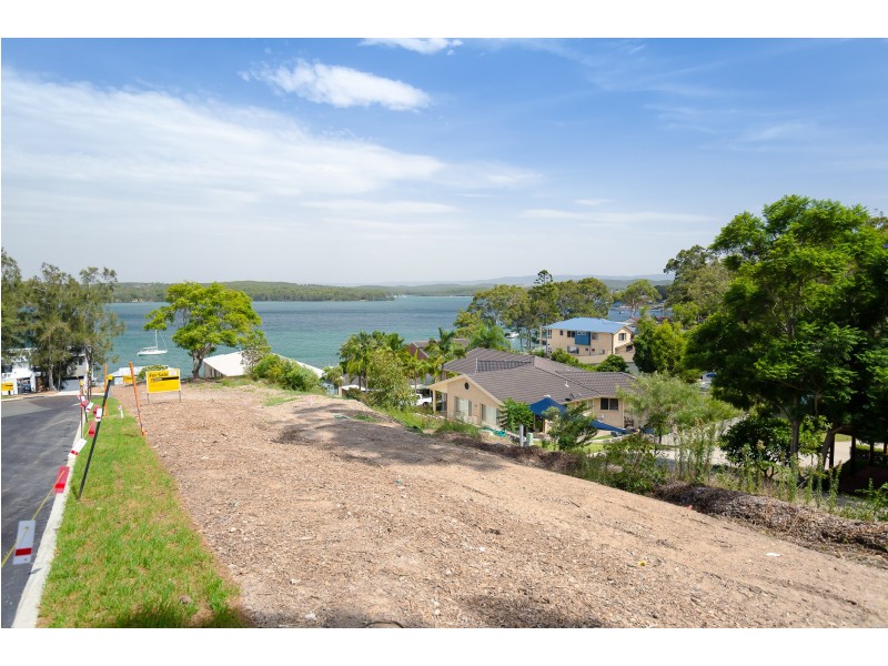 4 Killara Close, Coal Point NSW 2283