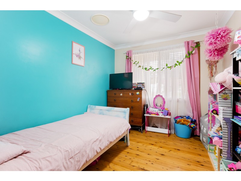 18 Carlisle Row, Fishing Point NSW 2283