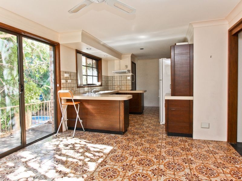 25 Yerambla Close, Eleebana NSW 2282