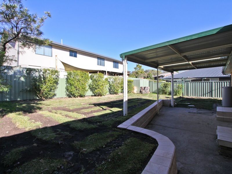 32 Murray Street, Eleebana NSW 2282