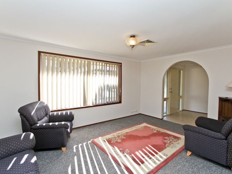 32 Murray Street, Eleebana NSW 2282