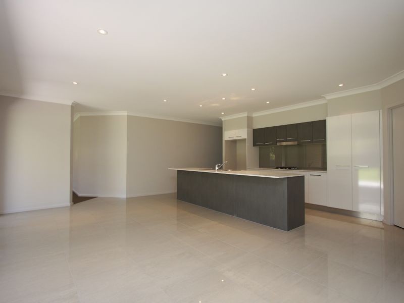 21 John Darling Drive, Belmont North NSW 2280