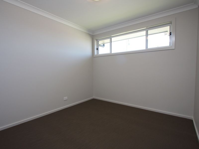 21 John Darling Drive, Belmont North NSW 2280