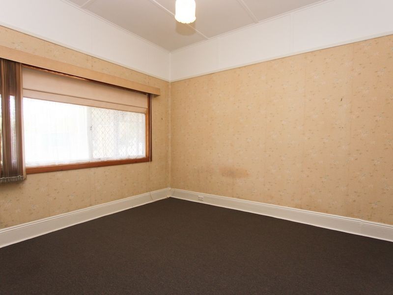 49 Maude Street, Belmont NSW 2280