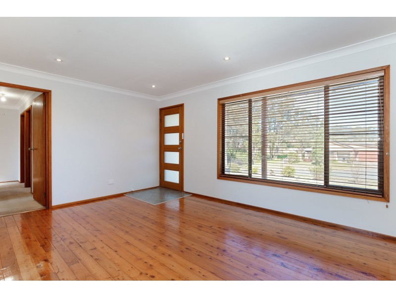 12 Knebworth Grove, Rathmines NSW 2283
