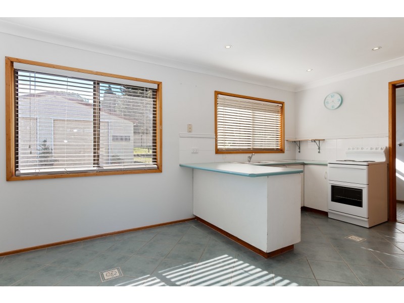12 Knebworth Grove, Rathmines NSW 2283