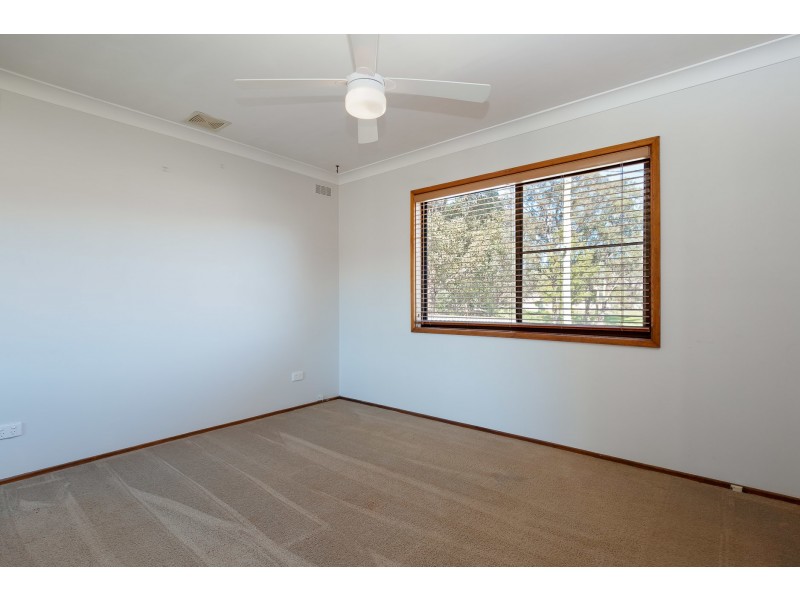 12 Knebworth Grove, Rathmines NSW 2283