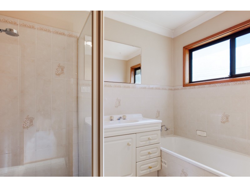 12 Knebworth Grove, Rathmines NSW 2283
