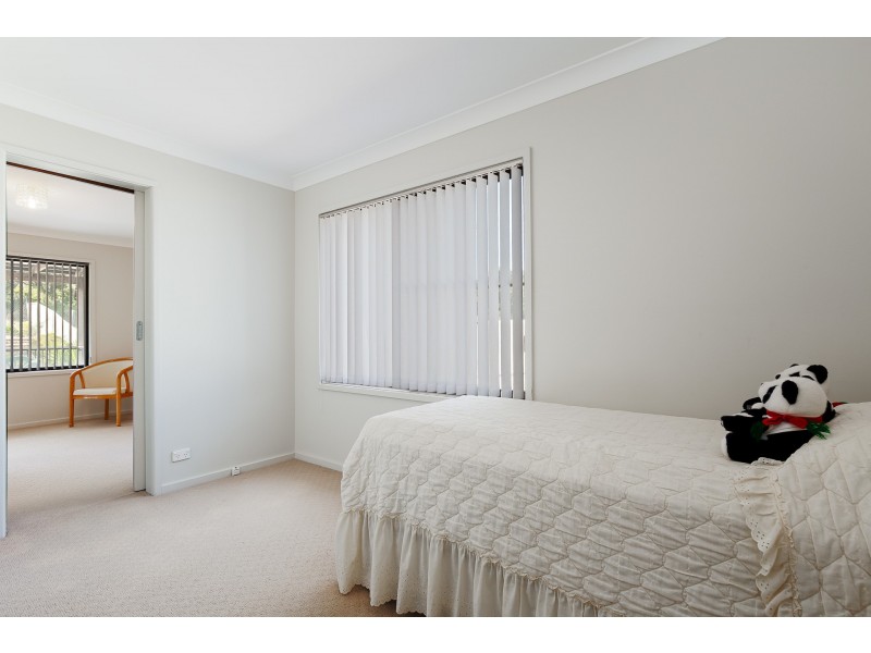 4 Davis Street, Speers Point NSW 2284