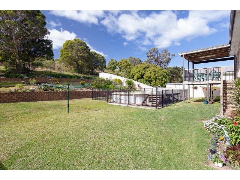 4 Davis Street, Speers Point NSW 2284