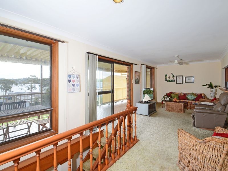 34 Alkrington Avenue, Fishing Point NSW 2283