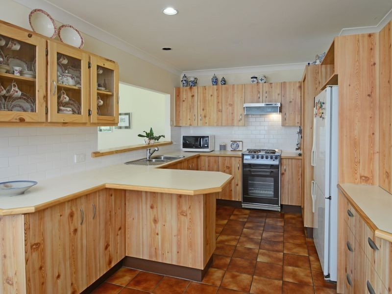 34 Alkrington Avenue, Fishing Point NSW 2283