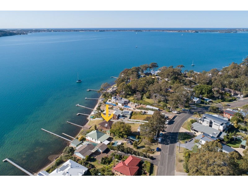 66 Skye Point Road, Coal Point NSW 2283