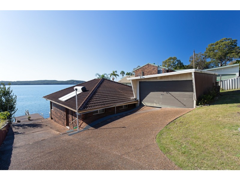 66 Skye Point Road, Coal Point NSW 2283