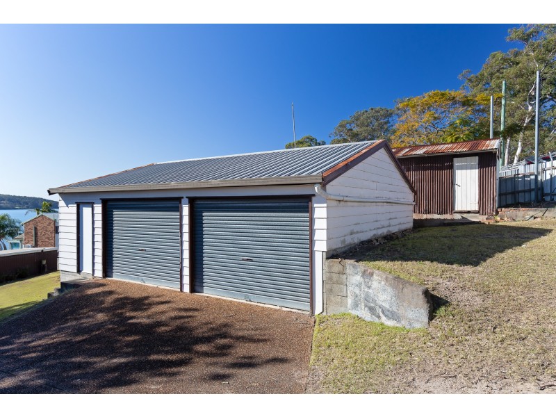 66 Skye Point Road, Coal Point NSW 2283