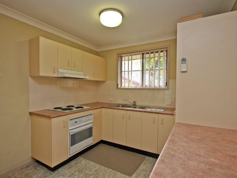 2a Whitehaven Drive, Lakelands NSW 2282