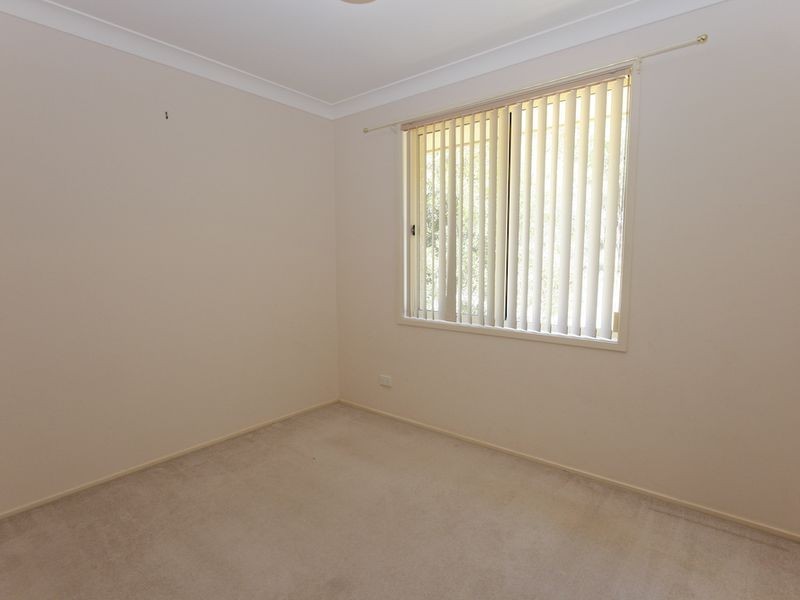 2 Gleeson Crescent, Eleebana NSW 2282