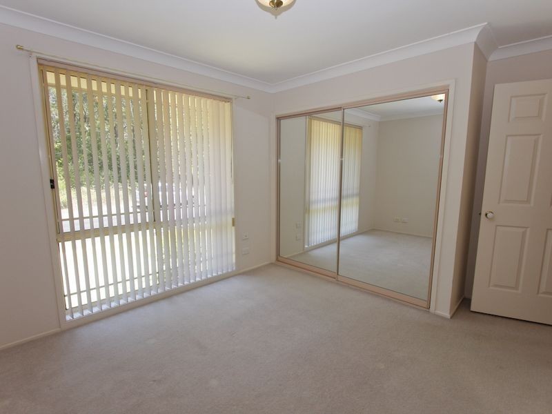 2 Gleeson Crescent, Eleebana NSW 2282