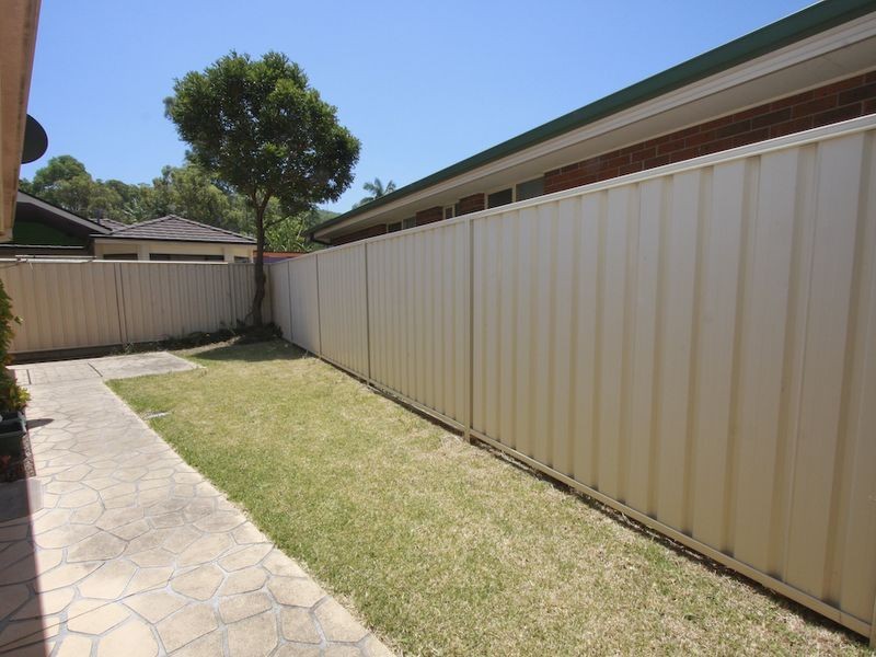 2 Gleeson Crescent, Eleebana NSW 2282
