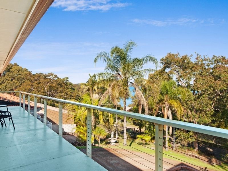 305 Dobell Drive, Wangi Wangi NSW 2267