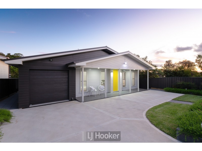 16 Hopkins Street, Speers Point NSW 2284