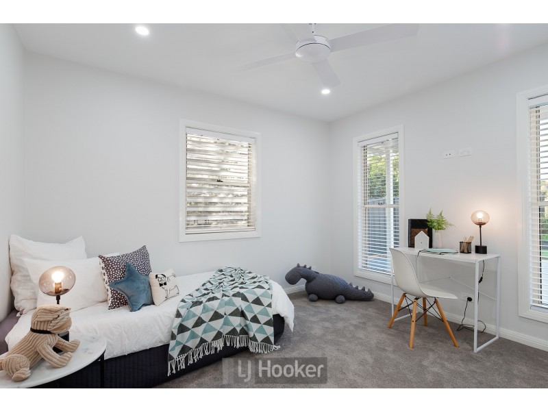 16 Hopkins Street, Speers Point NSW 2284