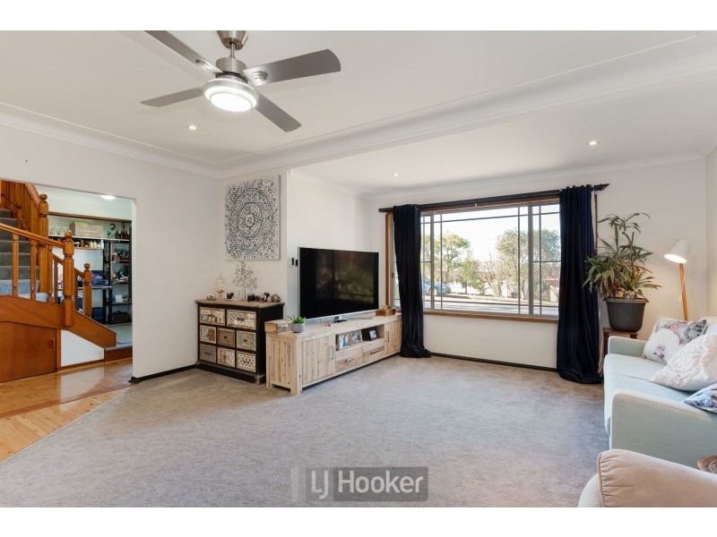33 Barina Avenue, Kilaben Bay NSW 2283