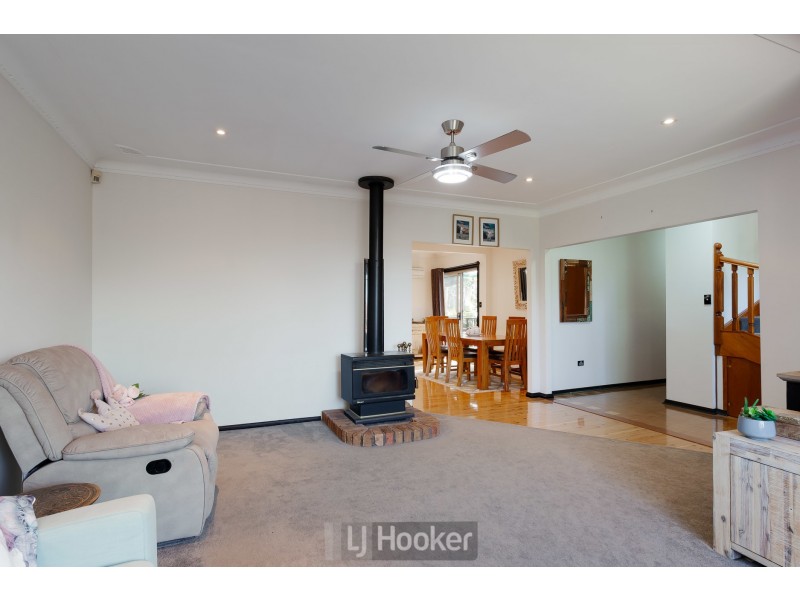 33 Barina Avenue, Kilaben Bay NSW 2283