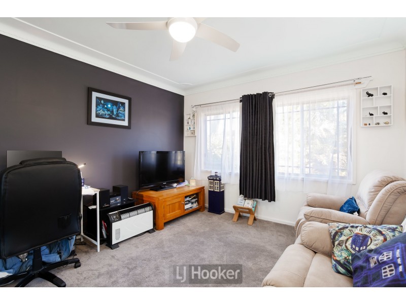33 Barina Avenue, Kilaben Bay NSW 2283