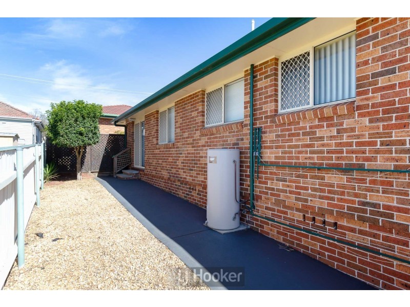 2/125 The Boulevarde, Toronto NSW 2283