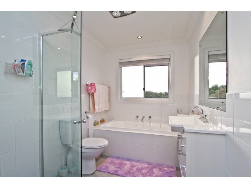 9 The Park Chase, Valentine NSW 2280