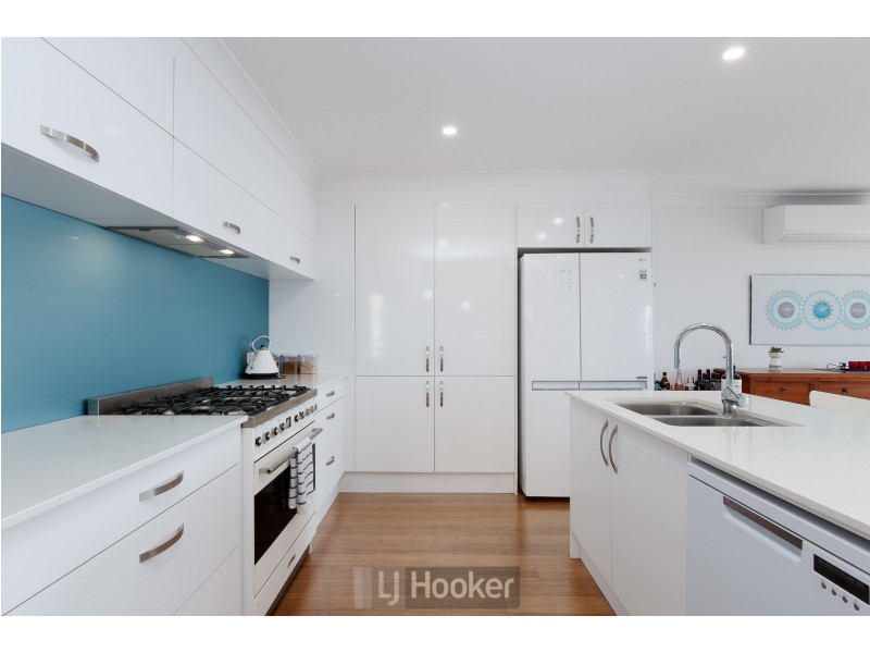 14 Skye Point Road, Coal Point NSW 2283