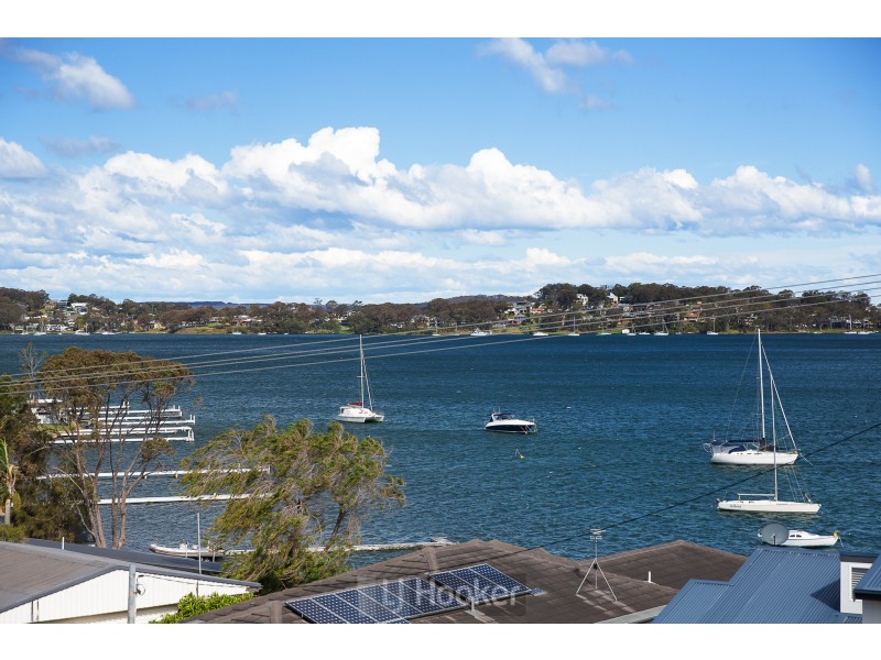 61 Sealand Road, Fishing Point NSW 2283