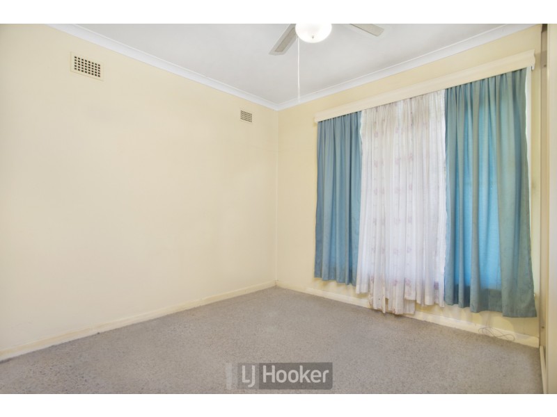 28 Starling Street, Warners Bay NSW 2282