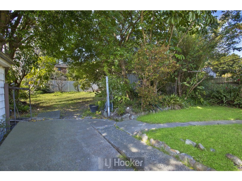 28 Starling Street, Warners Bay NSW 2282