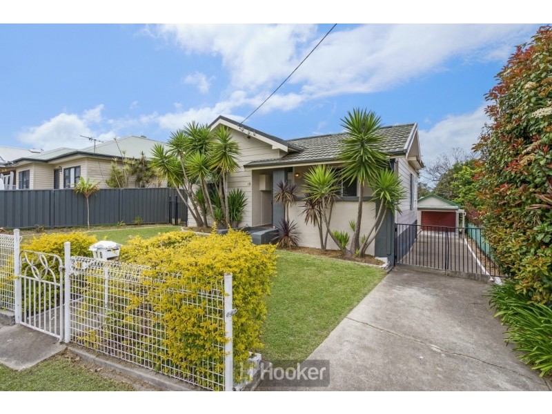 18 Chippindall Street, Speers Point NSW 2284