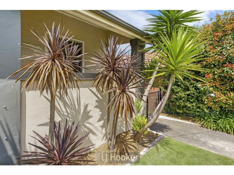 18 Chippindall Street, Speers Point NSW 2284