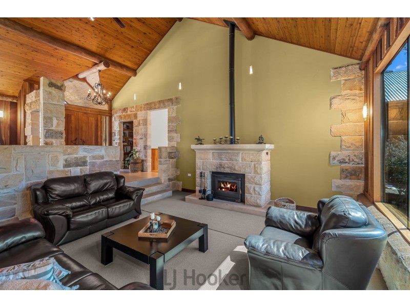 17 Mill Lane, Quorrobolong NSW 2325