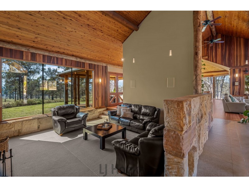 17 Mill Lane, Quorrobolong NSW 2325