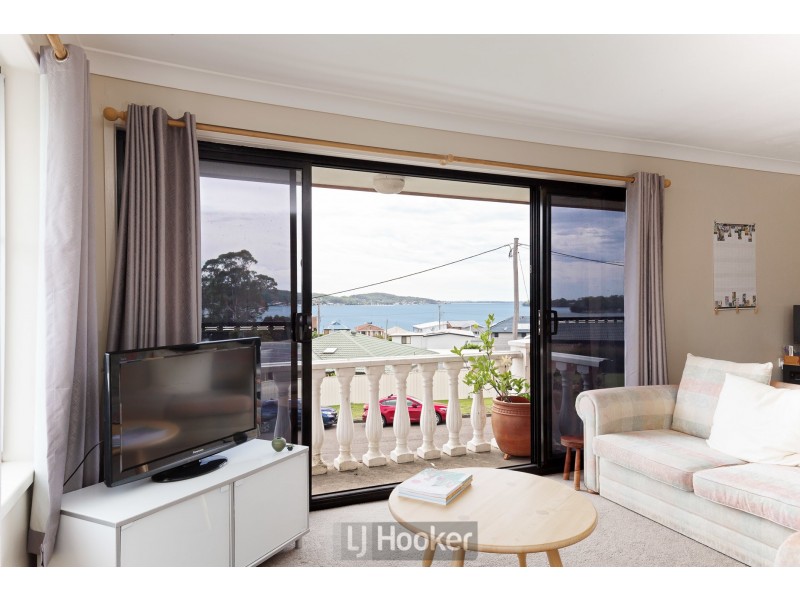 3 Ralfe Crescent, Kilaben Bay NSW 2283