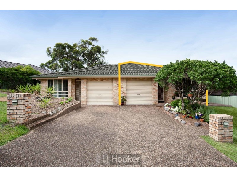 2/7 Burrawang Boulevard, Toronto NSW 2283