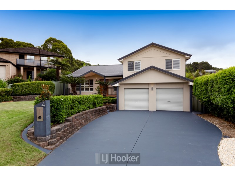 4 Hume Close, Macquarie Hills NSW 2285
