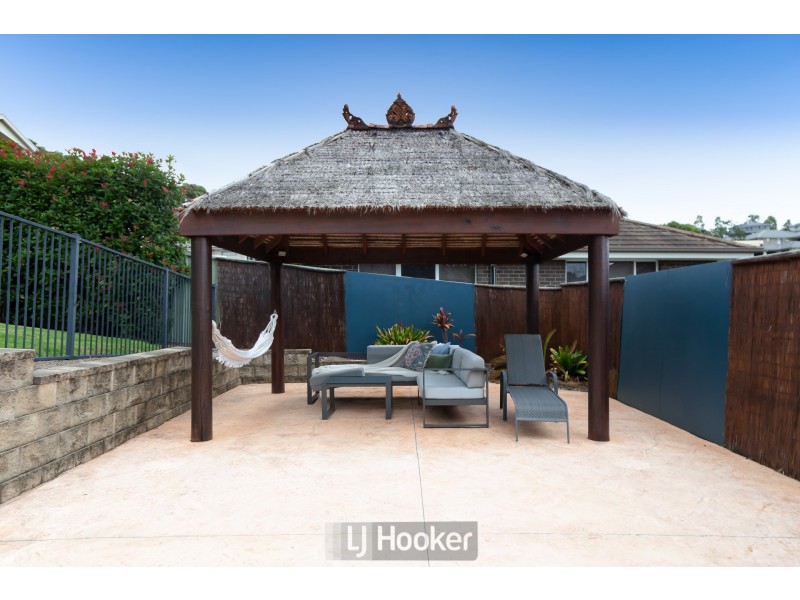 4 Hume Close, Macquarie Hills NSW 2285