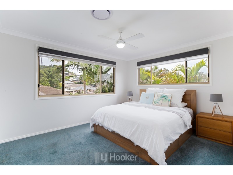4 Hume Close, Macquarie Hills NSW 2285