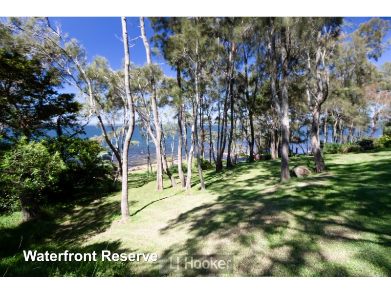 88 Beach Road, Wangi Wangi NSW 2267