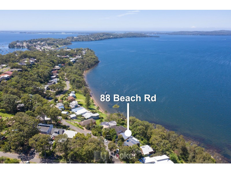 88 Beach Road, Wangi Wangi NSW 2267