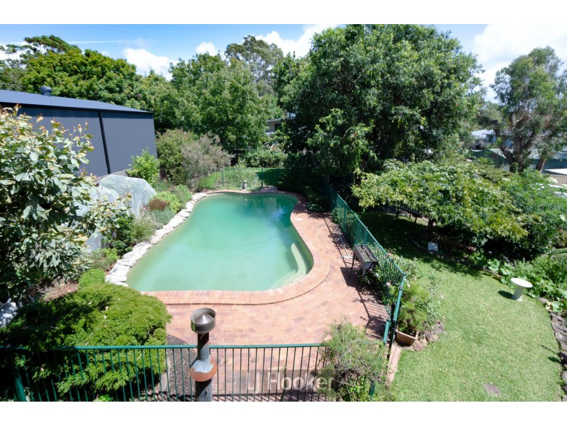 12 Rosemary Row, Rathmines NSW 2283